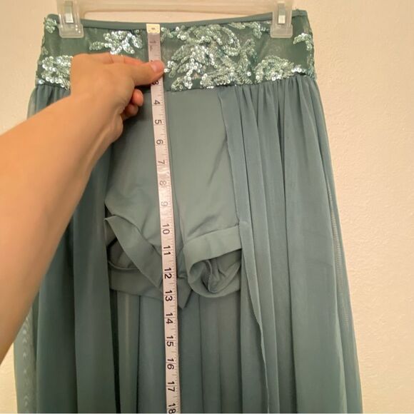 WEISSMAN Dance Costume 2 piece Sage green sequin Guiltfree 10337 MA adult - Picture 5 of 13